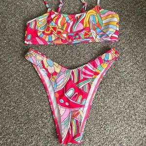 2 pack of bikinis